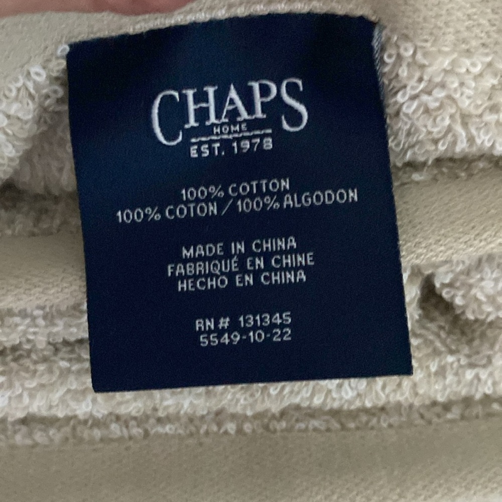 NWOT 2 MONOGRAMMED CHAPS BATH TOWELS - Picture 3 of 3